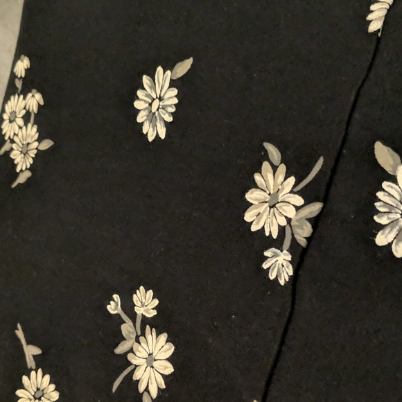 Floral long sleeved dress - Picture 4 of 5